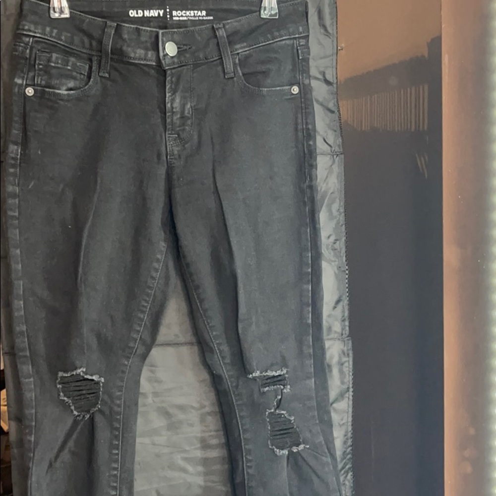 Mid-Rise Skinny Ripped Jeans